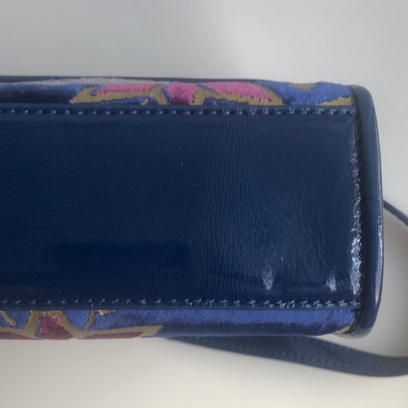 Tory Burch Cosmic Floral Crossbody Bag - Picture 7 of 14